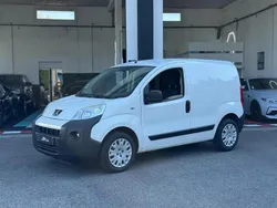Blanc Utilisé 2017 Peugeot Bipper Monospace | 9 490 €