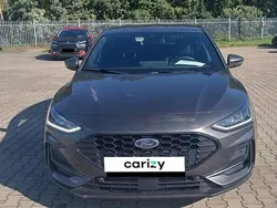 Gris Utilisé 2023 Ford Focus ST-Line X Berline | 23 390 € (Bon prix)