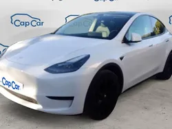 Utilisé 2023 Tesla Model Y Standard Range SUV | 31 320 € (Prix juste)