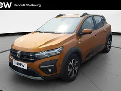 Orange Utilisé 2022 Dacia Sandero Expression Citadine | 14 690 € (Prix juste)