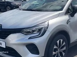Gris Utilisé 2024 Renault Captur Evolution SUV | 17 999 € (Prix juste)