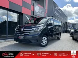 Gris Utilisé 2023 Renault Trafic Zen Van | 32 990 € (Prix juste)