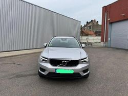 Gris Occasion 2019 Volvo XC40 Momentum SUV | 15 500 €
