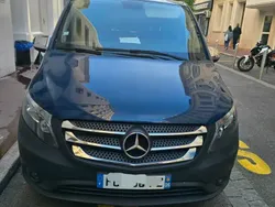 Bleu Utilisé 2018 Mercedes Vito Monospace | 22 000 €