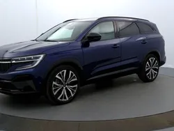 Bleu Utilisé 2024 Renault Espace Iconic Monospace | 42 699 € (Prix assez cher)