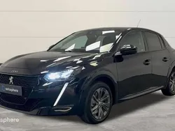 Utilisé 2022 Peugeot e-208 Allure Citadine | 16 990 € (Prix juste)