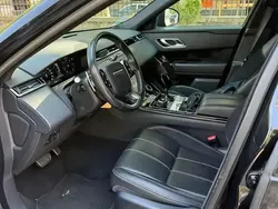 Noir Utilisé 2018 Land Rover Range Rover Velar R-Dynamic SUV | 33 900 € (Prix juste)
