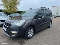 Utilisé 2018 Peugeot Partner Tepee Outdoor Monospace | 10 990 € (Prix juste)