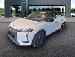 Blanc Utilisé 2023 DS Automobiles DS3 Crossback E-Tense Bastille SUV | 36 990 €