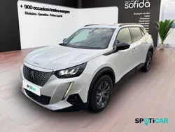 Blanc Utilisé 2022 Peugeot e-2008 Style SUV | 17 890 € (Prix juste)
