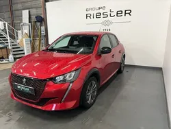 Rouge Utilisé 2023 Peugeot e-208 Style Citadine | 19 980 € (Prix assez cher)