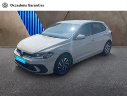 Gris Utilisé 2024 VW Polo Life Berline | 23 900 € (Prix assez cher)