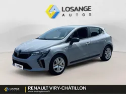 Gris Utilisé 2024 Renault Clio V Evolution Berline | 16 990 € (Prix juste)