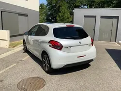Blanc Utilisé 2017 Peugeot 208 S Citadine | 7 300 € (Super prix)