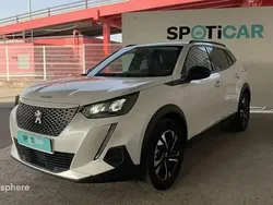 Blanc Utilisé 2022 Peugeot e-2008 Allure SUV | 17 499 € (Prix juste)