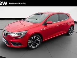 Rouge Utilisé 2019 Renault Mégane IV Intens Berline | 16 990 € (Prix juste)