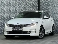 Blanc Utilisé 2017 Kia Optima Berline | 12 450 €