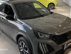Gris Utilisé 2025 Peugeot e-2008 Active SUV | 33 500 €
