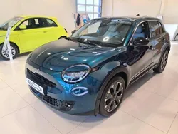Bleu Nouvelle 2025 Fiat 600E La Prima | 34 169 € (Prix juste)