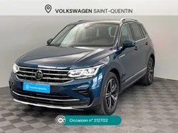 Bleu Utilisé 2022 VW Tiguan Elegance SUV | 28 990 € (Prix juste)