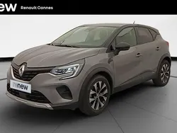Gris Utilisé 2023 Renault Captur Evolution SUV | 16 399 € (Bon prix)