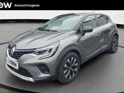 Gris Utilisé 2023 Renault Captur Evolution SUV | 18 490 € (Prix juste)