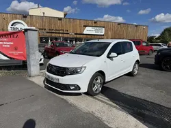 Blanc Utilisé 2019 Dacia Sandero Lauréate Citadine | 9 990 € (Prix juste)