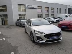 Gris Occasion 2024 Ford Focus ST-Line X Berline | 23 900 € (Prix juste)