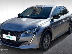 Gris Utilisé 2023 Peugeot e-208 Allure Citadine | 19 277 € (Prix juste)