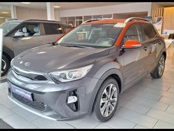 Gris galã¨ne/toit orange Utilisé 2018 Kia Stonic Launch Edition SUV | 12 799 € (Prix juste)