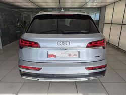 Argent fleuret métallisé Utilisé 2023 Audi Q5 Design SUV | 45 990 € (Prix juste)