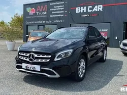 Bleu Utilisé 2018 Mercedes GLA180 SUV | 18 990 € (Prix juste)