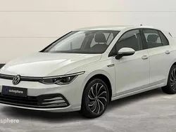 Blanc Utilisé 2021 VW Golf VIII Style Berline | 24 999 € (Prix juste)