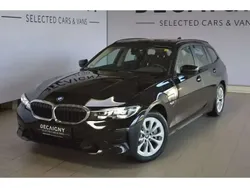Gris Utilisé 2022 BMW 330e Break | 31 975 € (Super prix)