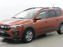 Brun terracota métallisé Utilisé 2023 Dacia Jogger Expression Break | 17 999 € (Bon prix)