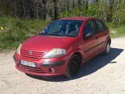 Rouge Utilisé 2005 Citroën C3 Citadine | 2 500 € (Prix juste)