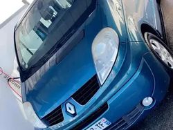 Bleu Utilisé 2009 Renault Trafic Van | 8 500 €