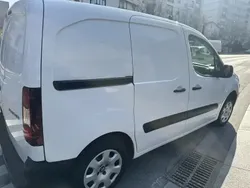 Utilisé 2017 Peugeot Partner Tepee Premium Monospace | 8 900 €