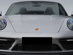 Argent Utilisé 2022 Porsche 992 Cabriolet | 199 990 €