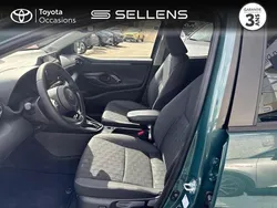 Vert Utilisé 2025 Toyota Yaris Hybrid Design | 23 900 € (Bon prix)