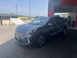Gris Utilisé 2022 Kia e-Niro Active SUV | 19 990 € (Bon prix)