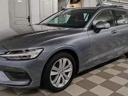 Gris Utilisé 2021 Volvo V60 Business Edition Break | 22 900 € (Prix juste)