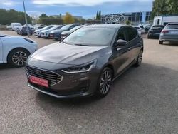 Gris Occasion 2023 Ford Focus Viva Berline | 20 600 € (Prix juste)