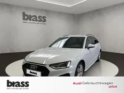 Blanc Utilisé 2023 Audi A4 S-Line Break | 41 900 € (Prix assez cher)