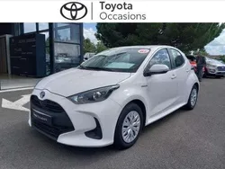 Utilisé 2023 Toyota Yaris Hybrid Berline | 18 990 € (Prix juste)
