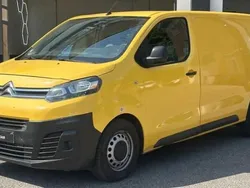 Jaune Utilisé 2016 Citroën Jumpy Comfort Monospace | 10 990 € (Bon prix)