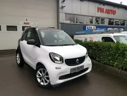 Blanc Utilisé 2015 Smart ForTwo Coupé Citadine | 7 487 €