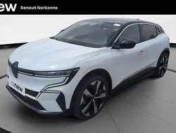 Blanc Utilisé 2024 Renault Mégane Techno Berline | 28 990 € (Prix juste)