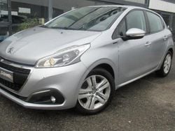 Utilisé 2018 Peugeot 208 Signature Sky Citadine | 5 990 € (Prix juste)
