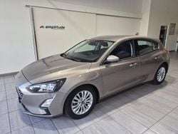 Premium orange glow Occasion 2019 Ford Focus Titanium Berline | 14 899 € (Prix juste)